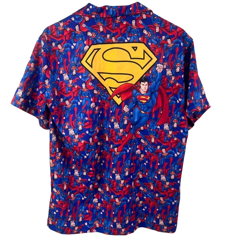 DC Comics Superman In Flight All Over Graphic Button Up Shirt Small Licensed
